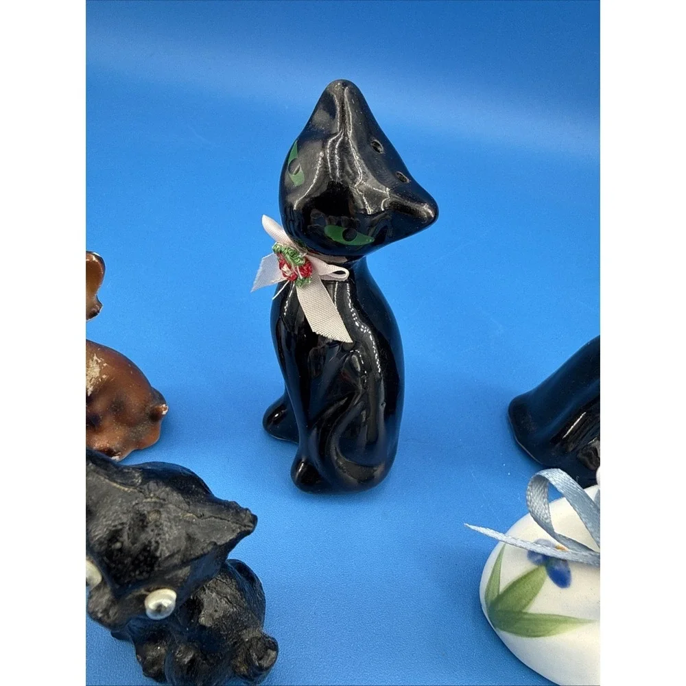 Vtg 7 Mini cat figurine 1 Elephant Porcelain Japan mid century kitty Cat